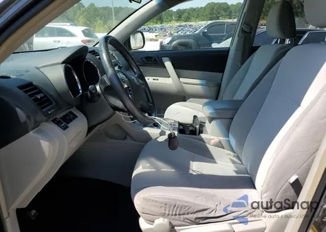 2013 Toyota Highlander Base из США, поврежденный, VIN 5TDZA3EH0DS037945